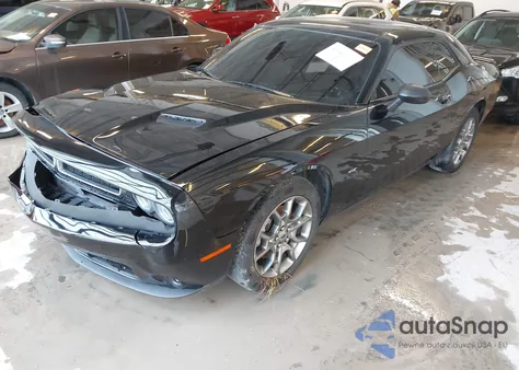 2017 Dodge Challenger Gt z USA, uszkodzony, nr VIN 2C3CDZGG6HH592802